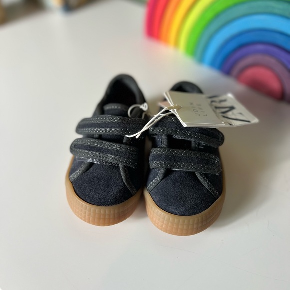 Zara sneakers 4c - Picture 2 of 3